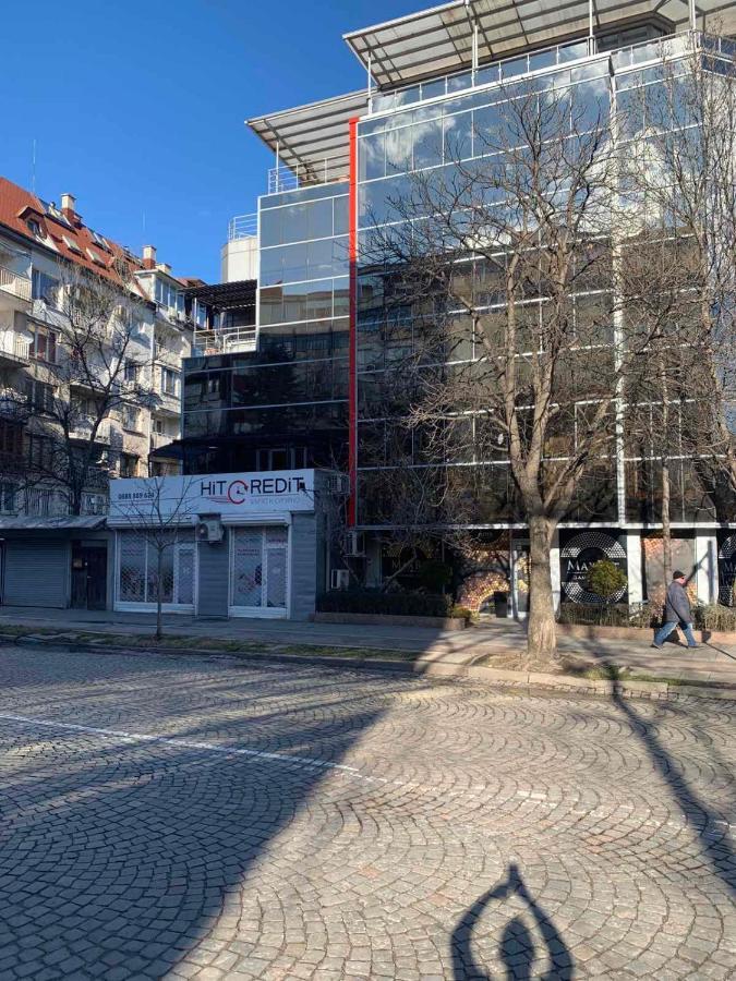 Lilia 3 Self-check In With Hot Water Despite Prevention In The Neighborhood, Food And Drink Shop Open Until 10 Pm And Free Parking Area Next Ot 24 Food And Drink Shop And Free Parking Area Apartament